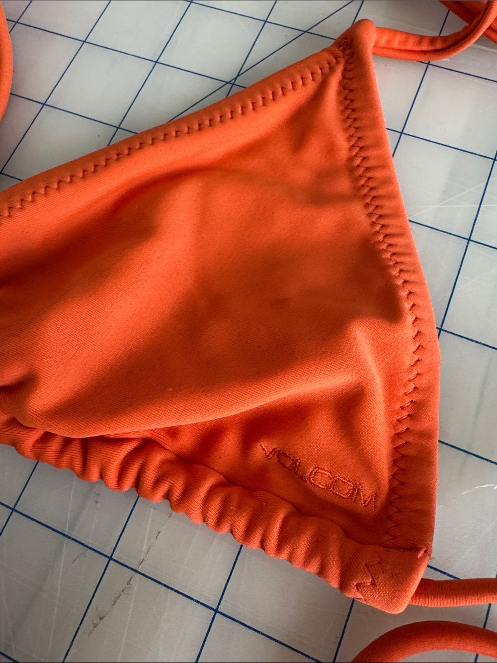 VOLCOM Orange Triangle String Bikini - Picture 4 of 4